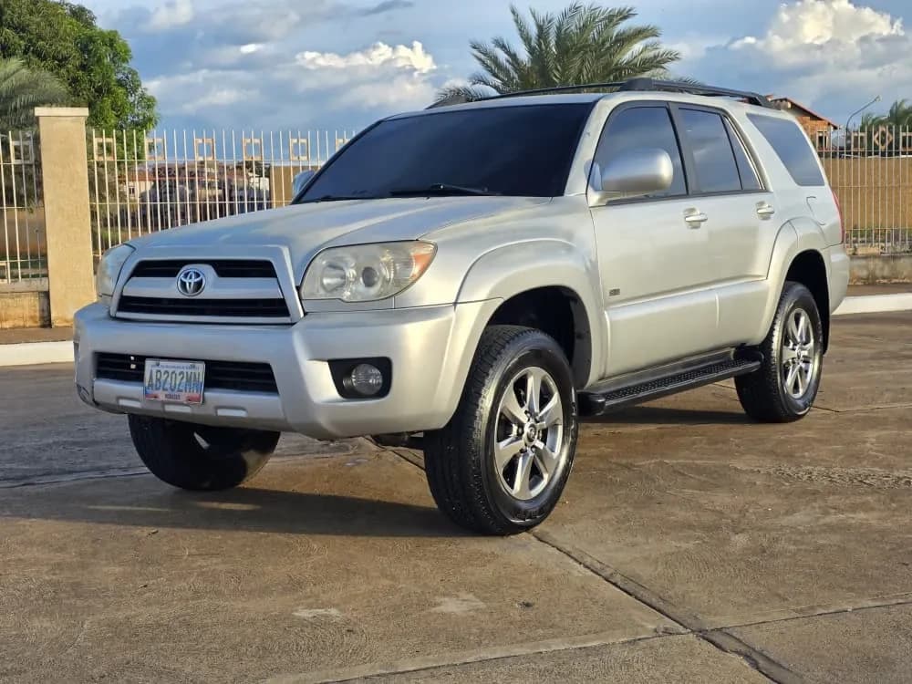 Toyota 4Runner 4x2 Automatica