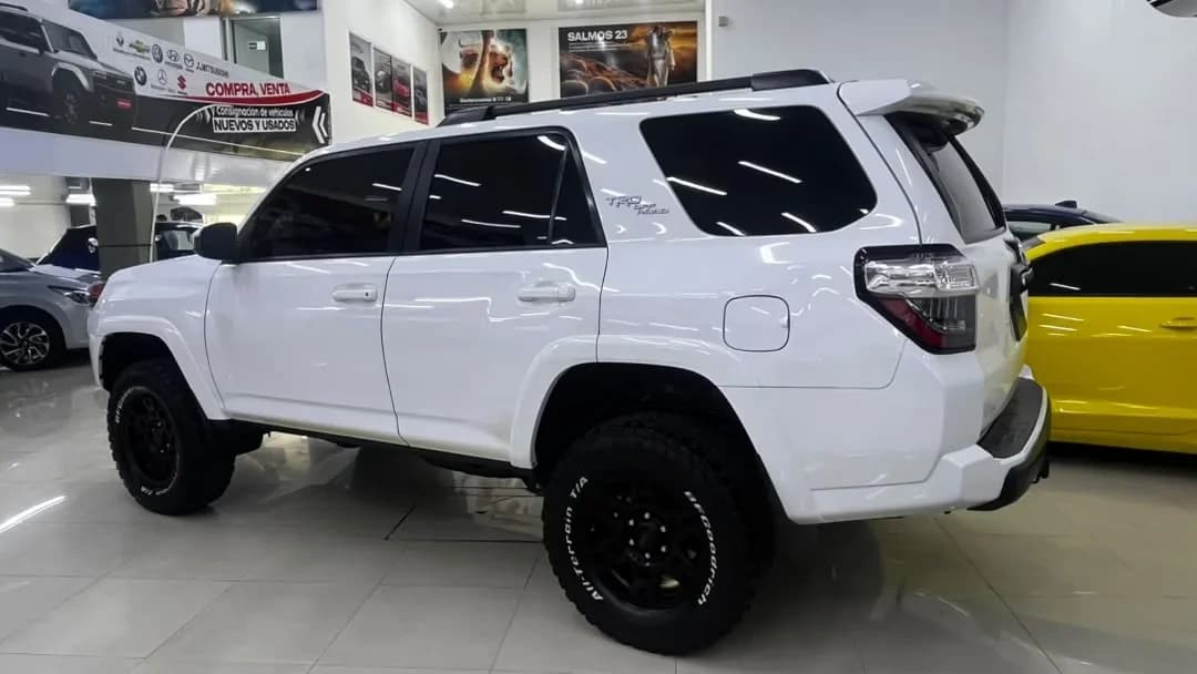 Toyota 4Runner Sr5